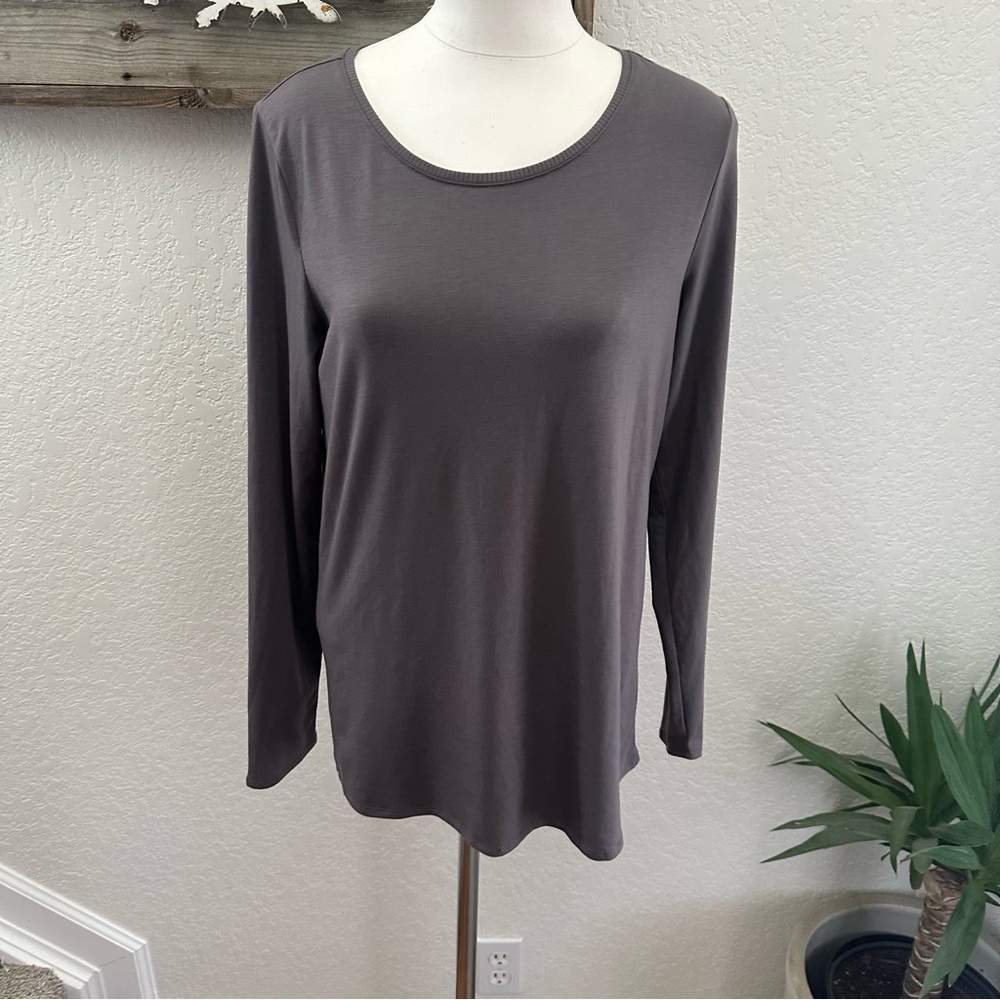 Athleta Gray Women's Long Sleeve‎ Split back Top Size M
